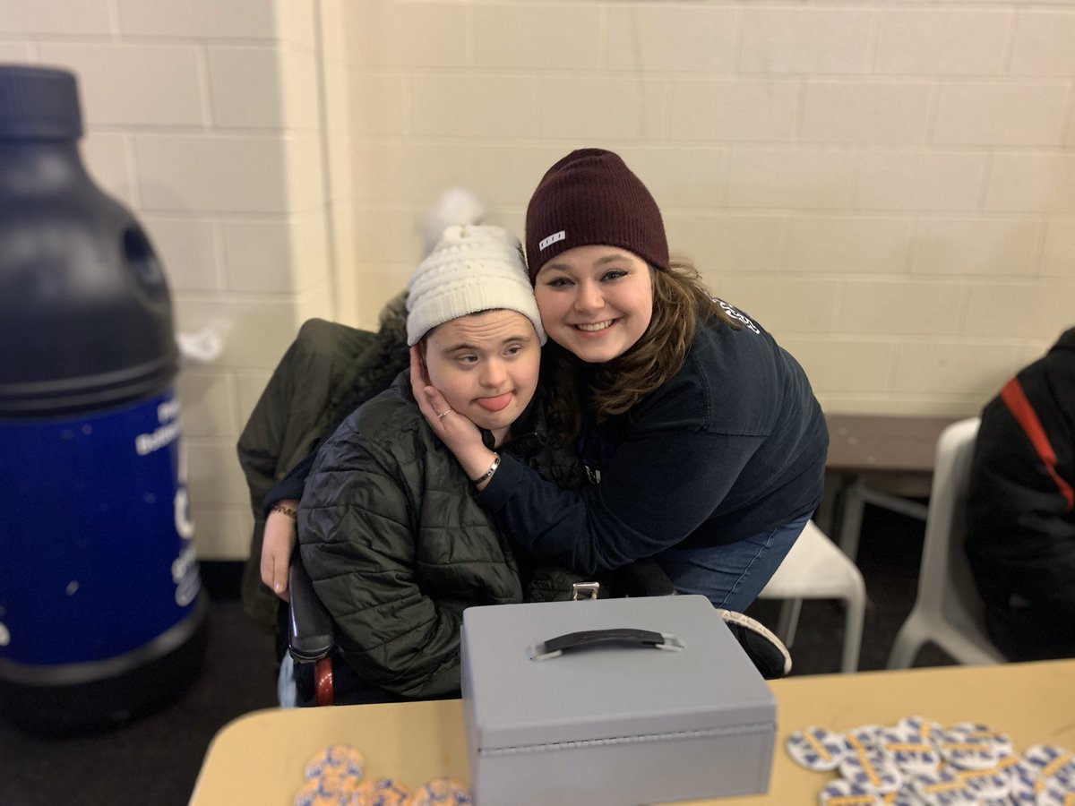 ErinnShively's tweet photo. I LOVE being this #SuperPanthers 1:1 you have truly made Ms. Kโs heart beyond full ๐ #SpiritSales #WeAreMaumee #Besties #Vocationalwork #Parapro @MaumeePanthers @s_perrotte @MHS_SP_Inc @maumee_schools @MaumeeYB @ToddCramerMCS https://t.co/fAJVsn09iq