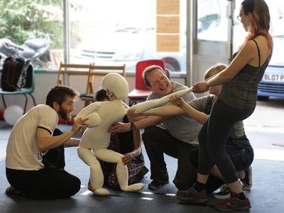 PuppetPlace's tweet photo. THIS WEEKEND @ Puppet Place
The Neutral #Puppet #Workshop

2 day #professional development #masterclass introducing the fundamentals of breathing life into the inanimate led by David Mcgoran @RustySquidLtd 

BOOK: https://t.co/OEHM8KAirC

Student discount available #bristol #arts https://t.co/agEOv0m8By