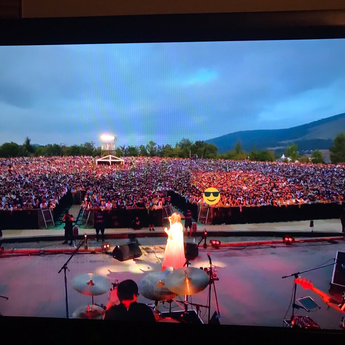 hiro25551's tweet photo. 悔しいけんAimerさんのLIVEスペシャル見て寝る(๑´ㅂ`๑)♬
#Aimer #SLS2019 https://t.co/OmPNLR4Wx8