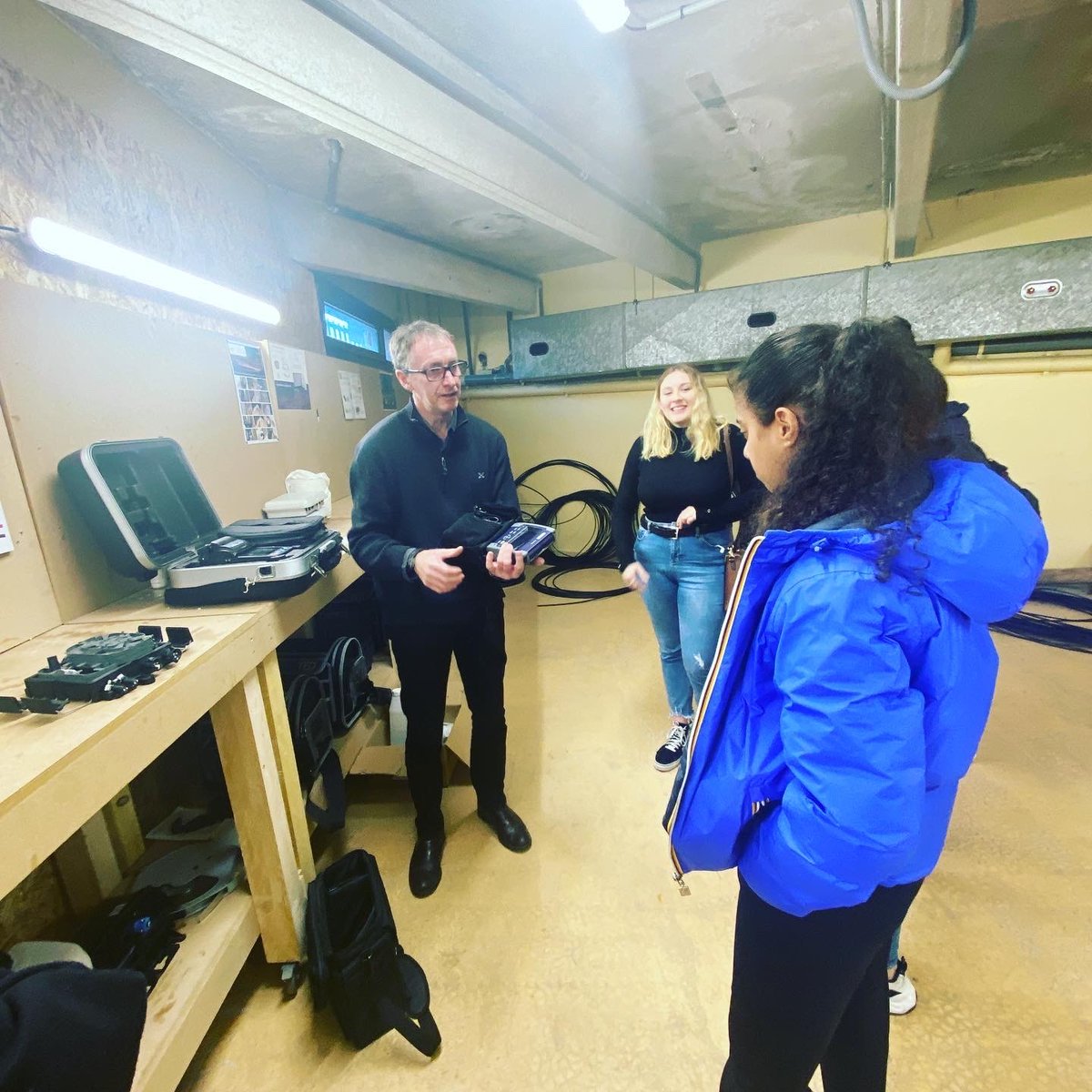 L'<a href="/UPV83/">Union Patronale du Var</a> est ravie d'avoir accueilli hier matin un atelier #WiFilles au sein de notre plateau technique #fibre des 
<a href="/PlombiersDuNum/">Les Plombiers du Numérique</a> dans les locaux de <a href="/E2CVar/">E2CVar</a> . Merci 
@FaceVar d'avoir permis cette rencontre #becausegirlscan +d'infos fondationface.org/projet/wi-fill…