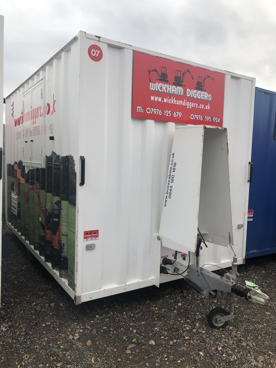 W E L F A R E U N I T S🚾 
Available for hire, all units inc. a weekly clean by our i house tanker - get in touch and get booked in!!
-
*
**Call/email our hire desk for all enquiries**
*
📞 01959 540 999
📧 wickhamdiggers@gmail.com
-
-
-
#diggerhire #dumperhire #planthire