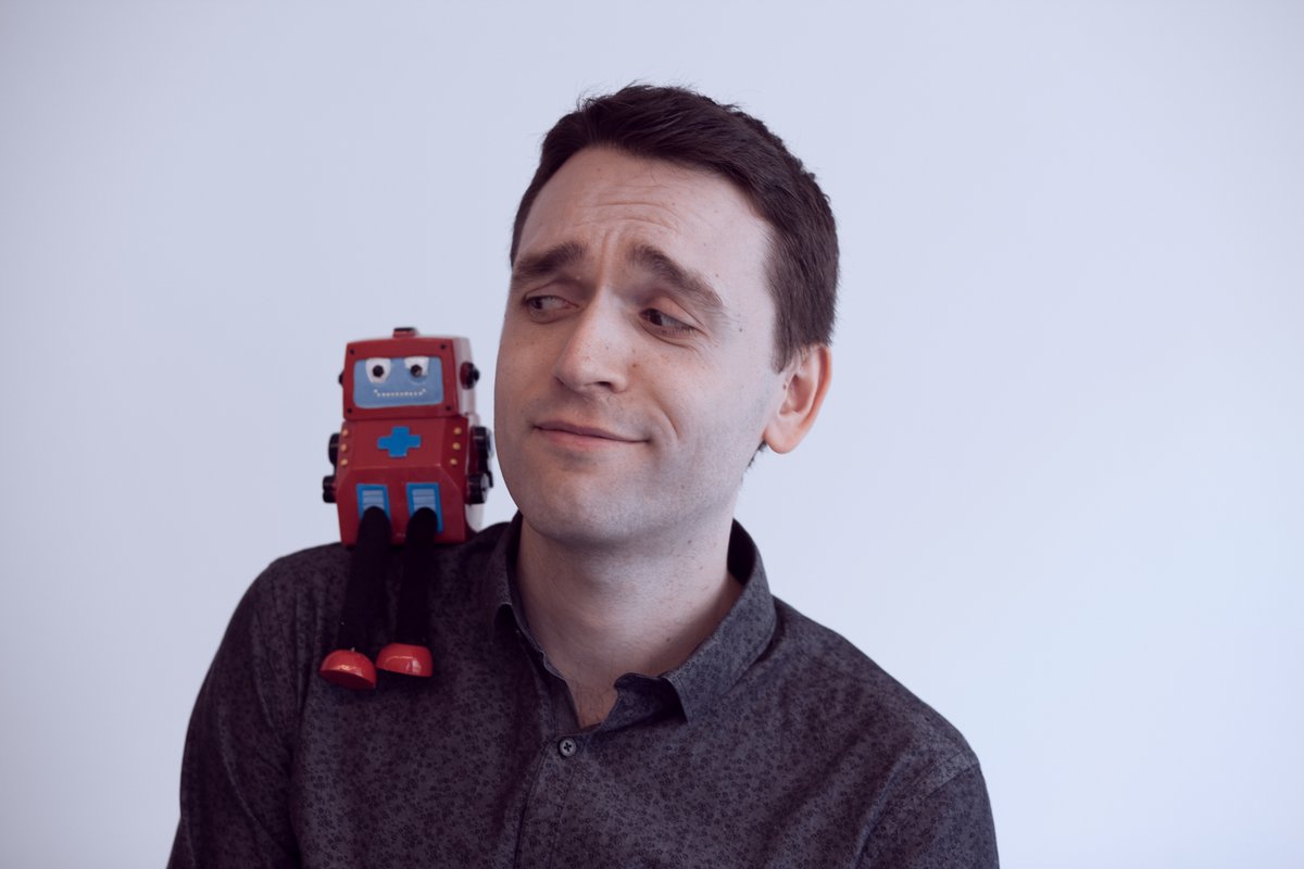 swmulhouse's tweet photo. Le #SWMLH c'est l'occasion de rencontrer des experts ! 
@pierrefritsch, notre super coach, interviendra sur les questions 
 de l'amélioration de l'expérience utilisateur et la réalisation d'interfaces graphiques ergonomiques ! 
Pour en savoir plus, rdv > https://t.co/3oYNCQUkch https://t.co/W506B9jFeA
