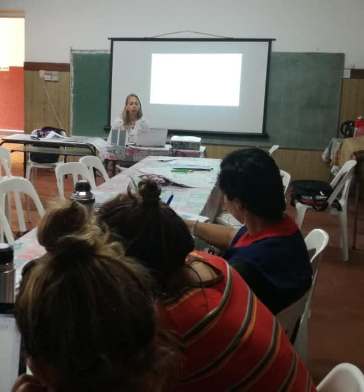 CIIEPila's tweet photo. Docentes de Jardín de Infantes, Psicología CyPS y Educación Especial en mesas de trabajo capacitándose en las áreas de enseñanza Ambiente Natural y Social y Prácticas del Lenguaje
Dirección de Formación Permanente CIIE https://t.co/qqxSSbWzX4
