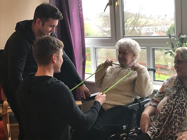 HolmesCareGroup's tweet photo. Today the ladies and gents at Almond View Care Home were put through their paces by @burnsgym Every resident got stuck in with the class and commitment was amazing! 96 year old Nancy said "It was fun and definitely warmed me up!" @CAPAprogramme @scottishcare @carehome_co_uk https://t.co/B60kzL50n0