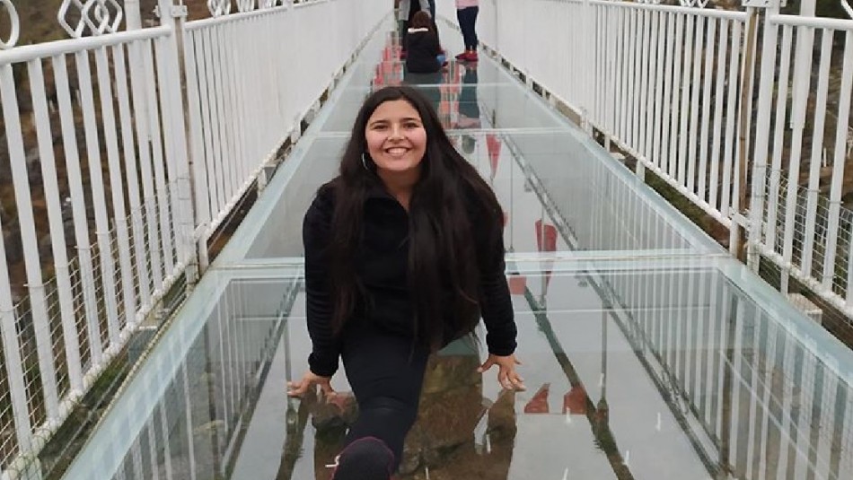 Publimiento's tweet photo. Caso de mujer que llegó desde China causa revuelo en Concepción.

"Tendremos el mejor coronavirus del mundo y en Santiago nunca se enfermarán como nosotros"  declaró su alcalde

Hoy a las 18:30 en plaza Perú se realizará un festival para celebrar la llegada del virus. https://t.co/QUDQb7iiQX