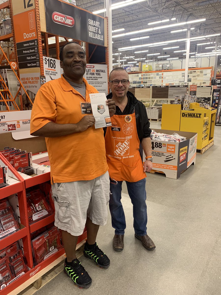 Congratulations to my hypo associate Robert Gordon for reaching platinum status today!