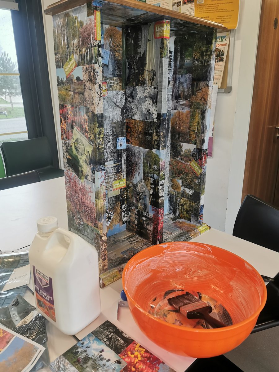 TCVWF's tweet photo. The Lloyd Park Sharing Heritage over 50s group have been working on their upcycled little free library. It's nearly ready to hit the path!
@folpe17 https://t.co/IvSzjofATP