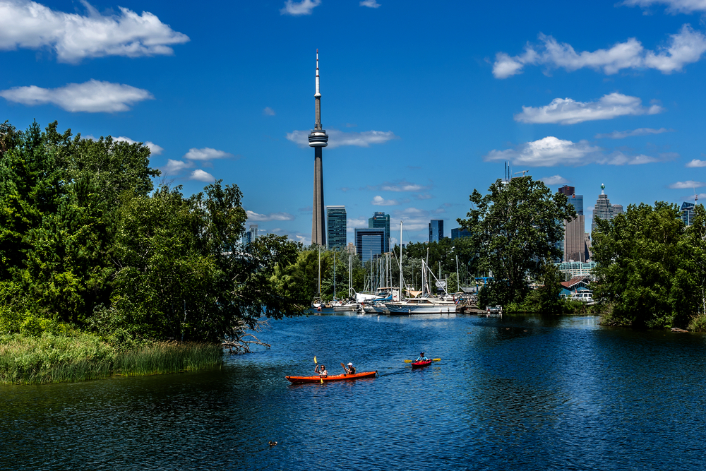 DublinAirport's tweet photo. Art, culture, nightlife and shopping, not to mention an unrivalled culinary scene, Toronto has something for everyone. For your chance to win flights for 2 with @airtransat just follow and retweet. #DUBToronto https://t.co/oHUN39ckV6