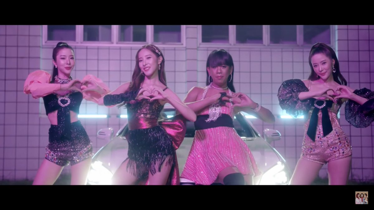 เต้น cover ต้องมาแล้วแหล่ะ
#งงมากแม่ #LoveWhoIAM
Featuring  #เจนนี่ปาหนัน
MV ดี เพลงเพราะ ฟังสบาย
ท่าเต้นก็เต้มตามได้ง่ายๆ
ฟังแล้วเต้นตามสวยๆเลย
🎥 youtu.be/SRKEuf-NYWM
#JNP #Tpop #Thailand #TpopThailand