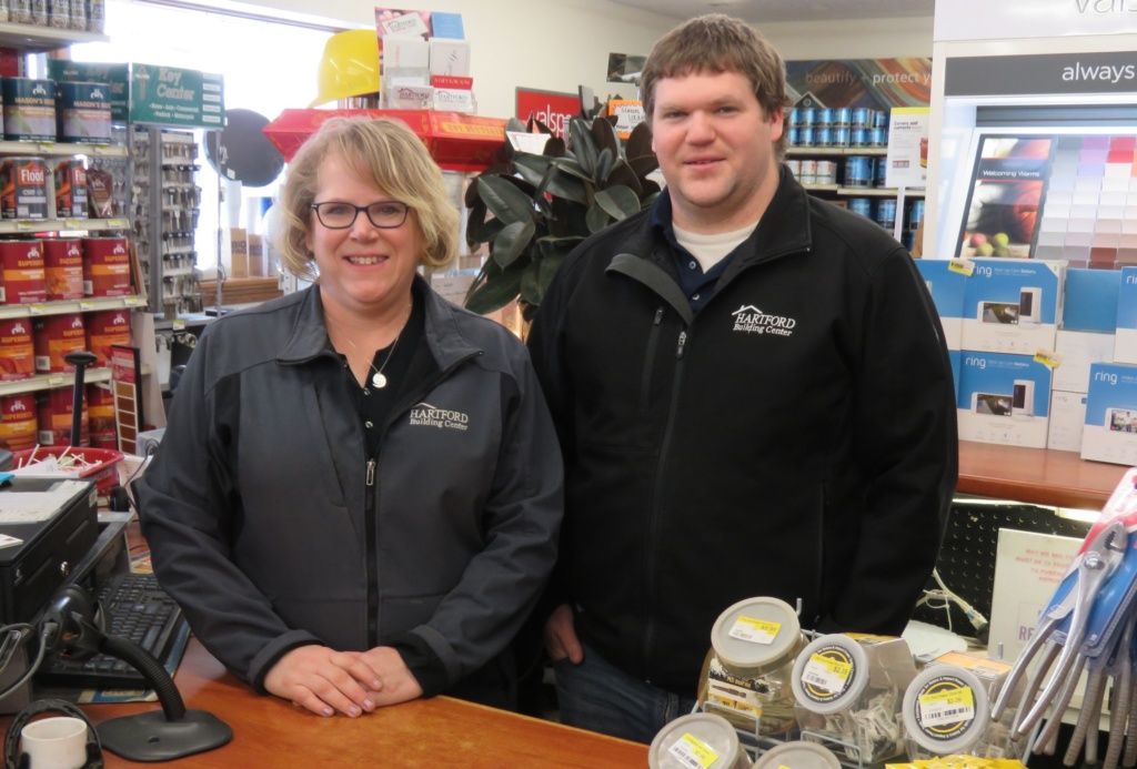 SiouxMetro's tweet photo. It is no surprise that Hartford is growing which means local businesses have to grow to keep up with demands. Hartford Building Center is one of those businesses growing right along with the community by doubling their showroom &amp; retail space! https://t.co/AaGuwZBf48 https://t.co/78l2e0BAZ0