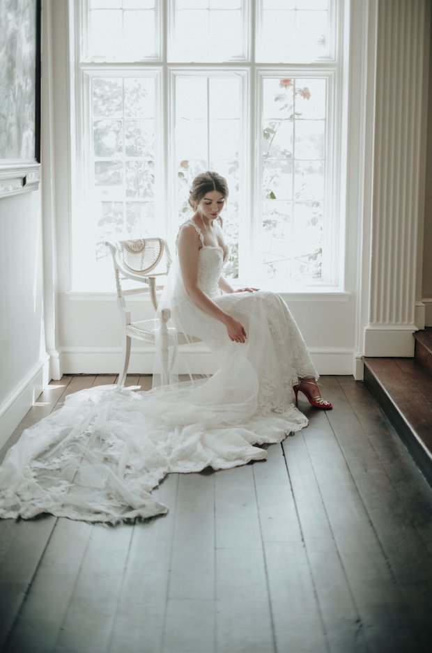 We adore this shoot in the current issue of <a href="/CWM_YCMW/">Your Cheshire & Merseyside Wedding</a>
It was photographed by vanitaslife.com at <a href="/DorfoldHall/">Dorfold Estate</a>
Would you have a themed wedding? ❤ 
#Weddinghour #weddings