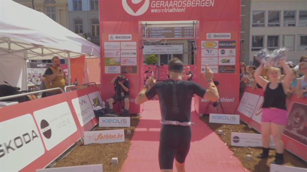 ▶ #VÍDEO <a href="/zigor_iturrieta/">Zigor Iturrieta</a> terminó contento con su marca en la triatlón de #Geraardsbergen 
eitb.eus/es/television/… @EITB_CHILOE #ETB2 #viajes #vacaciones