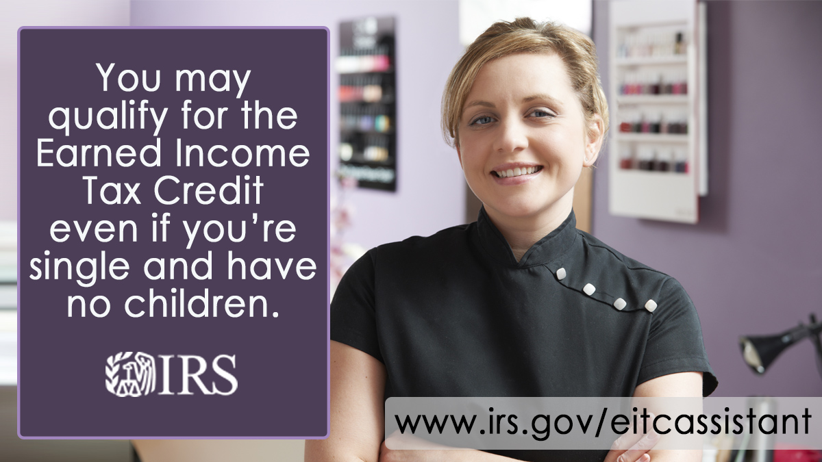 IRSnews's tweet photo. The Earned Income Tax Credit or #EITC can add an average of $2,500 to an #IRS refund for eligible workers who don’t earn big bucks. See: https://t.co/AqeTmmH4gx https://t.co/43Ht31rYZt