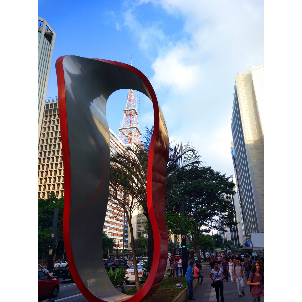 São Paulo holds a few architectural pearls. See some of my favourite #modernarchitecture and also the most emblematic #buildings of the city. #architecturephotography #Travel
