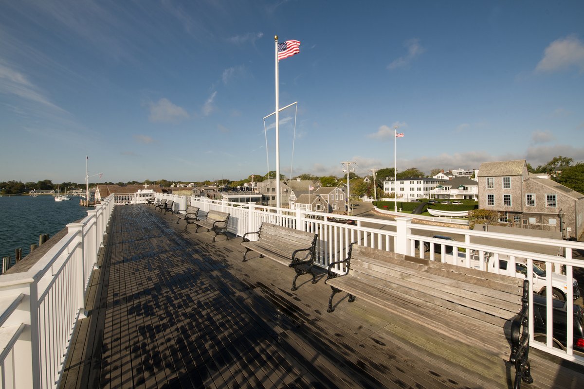 Stroll through the #Vineyard and find your picture perfect place to snap a 📸.  We’d love to see yours in the comments below!