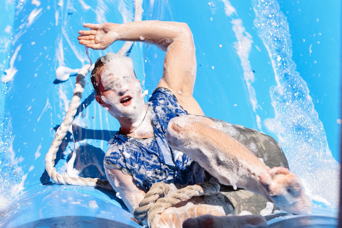 Who is ready to get covered in foam at our epic It's a Knockout® events!? 🙋‍♀️🙋‍♂️If you haven't booked on yet make sure you do! 2020 season is so close now! 🙌🎉

itsaknockout.net