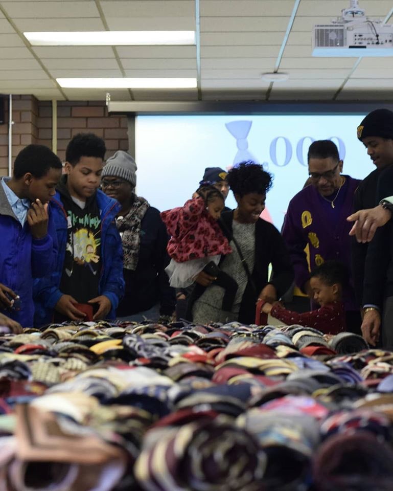 ChrisSmotivates's tweet photo. I want to give a special s/o to Jowan MJ Smith for hosting a POWERFUL 1000 Ties event this past Saturday. Thank you for the opportunity to keynote this event! 

#Reachtoteach 
#1000Ties
https://t.co/z29JYa6FDJ https://t.co/pdwePPjUYT