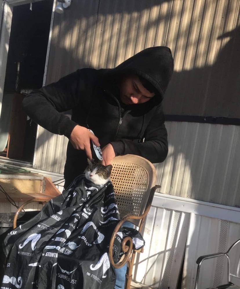 Jackkkkk7's tweet photo. Live look of @Isaac6allardo at the barber 💈 https://t.co/o9ckqYbqd8