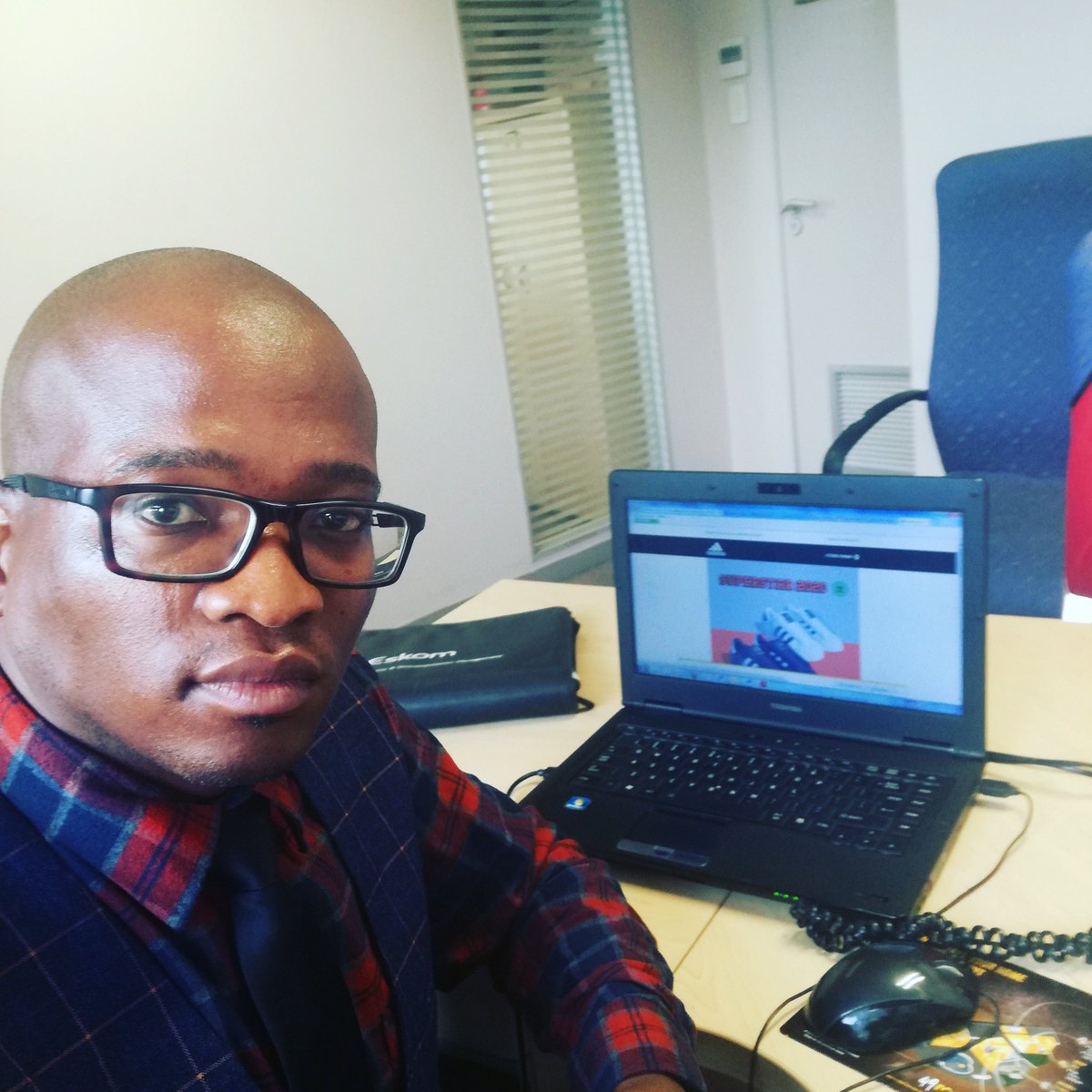 billysigudla's tweet photo. I do not want the peace which passeth understanding, I want the understanding which bringeth peace
@sigudlabilly #billysigudla @billysigudla
#sbs #motivation #christianposts #runningtosurvive #running #runningposts #marathon https://t.co/6huiO5kBzP