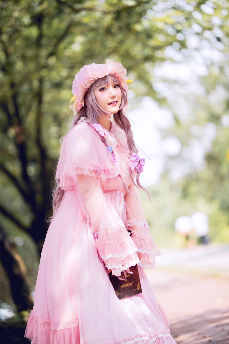 Violette_mai's tweet photo. すっかり忘れちゃた😂
Cosplay GPにエントリーしたが、もう1月から投票始まった!
今はなんと12位になった!びっくりした~
ご投票ありがとう(*'∀'人)♥*+
もし投票してくれたら、嬉しい
よければ、ぜひ💕💕💕
(1日1票できるらしい~~
URL👉🏻https://t.co/0qnOE2A92g
#cosplaygp #コスプレ https://t.co/tBaZ4zmen5