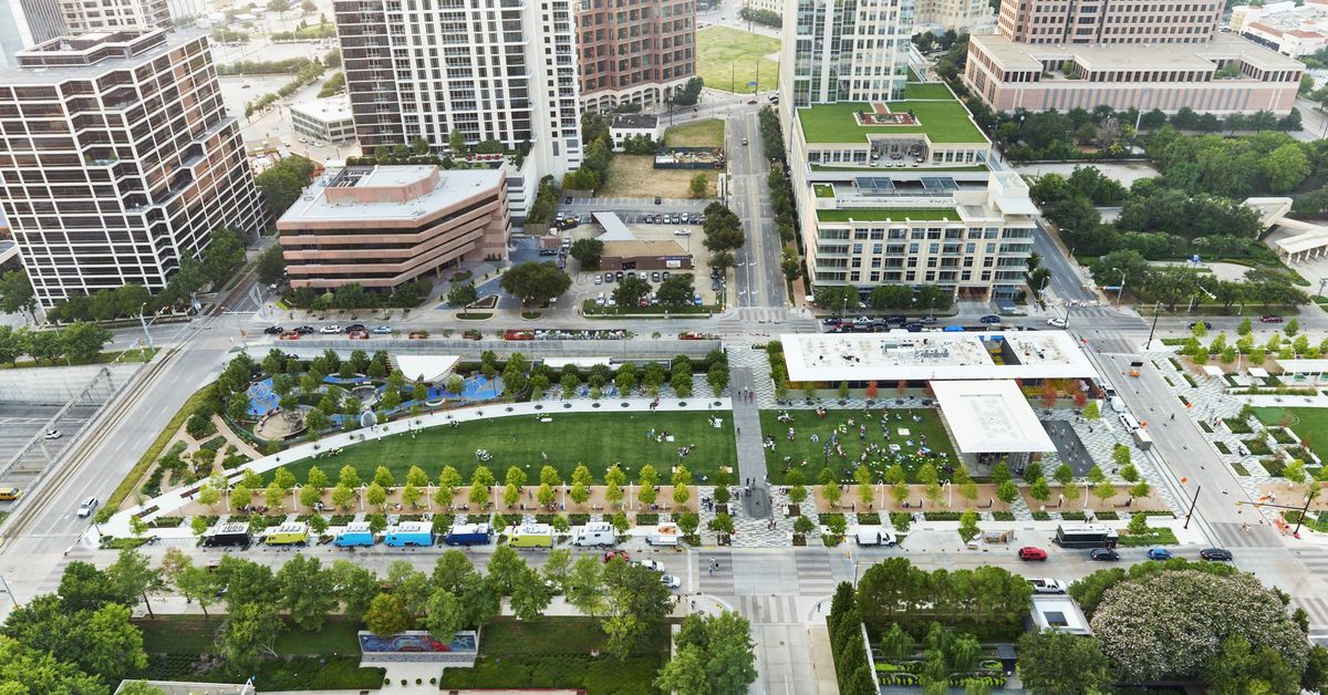 The 10 best cities in the U.S. to move to right now curbed.com/2020/2/11/2112…