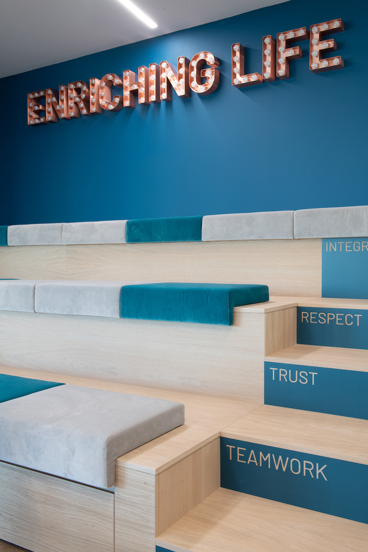 HuntersCL's tweet photo. Manufacturers include: @Frovi_furniture @senator_social @Orangebox_LTD @Boss_Design @Spacestor @BuzziSpace @Mikomax
Full case study to follow.
#Huntersproject #agileoffice #officefurniture #officedesign #furniture #design https://t.co/I1QPrJV5JZ