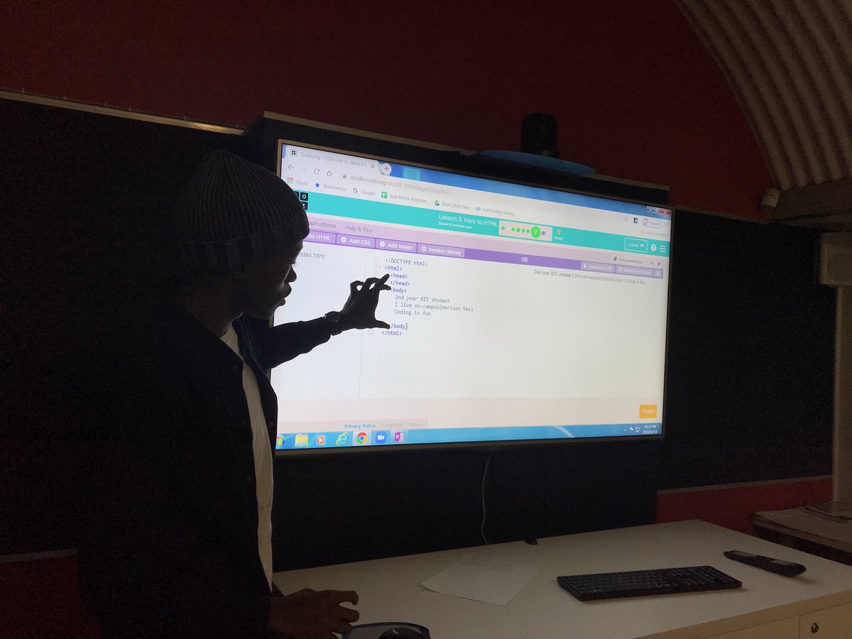 KasiMaths's tweet photo. Today we’re showing the students how to write some basic #html, we have a fun way to incorporate #mathematics into this fun activity in a few weeks! #STEMeducation https://t.co/5FXjz8u3wK