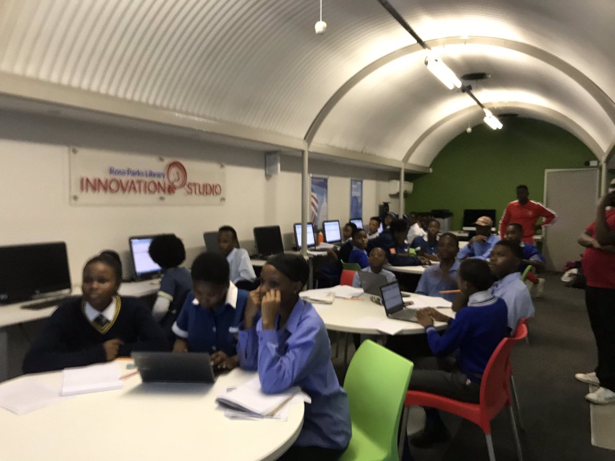 KasiMaths's tweet photo. Today we’re showing the students how to write some basic #html, we have a fun way to incorporate #mathematics into this fun activity in a few weeks! #STEMeducation https://t.co/5FXjz8u3wK