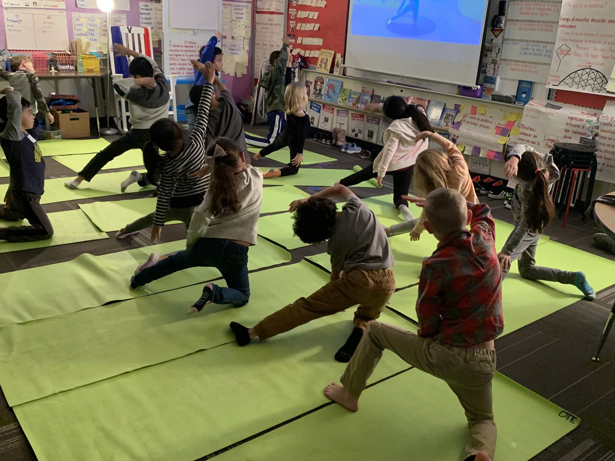 juleshoop's tweet photo. Doesn’t get any cuter than this! K-2 yoga #OTEExploreU #ote1you @OTESchool https://t.co/XK1TGl6JSN