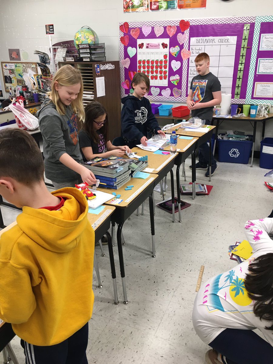 mrsstyrczula's tweet image. Creating Chain Reaction Machines today! #sciencerocks #engineeringrules