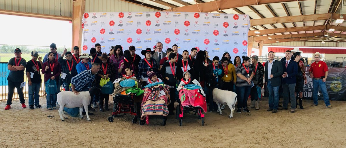 ljisdcte's tweet photo. La Joya ISD's second annual "Unified Livestock Show"  https://t.co/WTnEwLl7sv https://t.co/5DlYv8gEOC