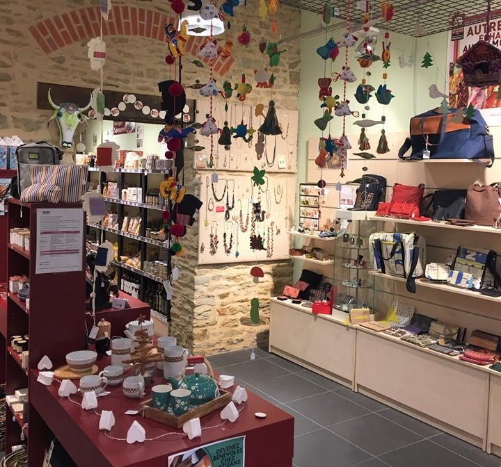 marchedelice's tweet photo. Nouveau partenaire #artisansdumonderennes !🙂

Celui ci va proposer via notre drive écologique et responsable les produits alimentaires issus du #commerceequitable. 👍

Découvrez leurs produits sur https://t.co/DAiOAUNhO1 !
#commerceequitable #marchedelice #artisansdumonderennes https://t.co/HOQFO0Ux54