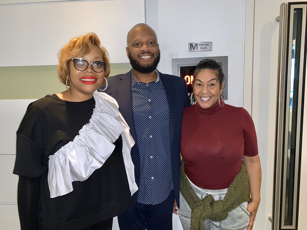 MorningGoodsAM's tweet photo. A kidney for a beauty salon... thank you @TheCAlanMorning and Dr. Acia Williams for sharing your story. Acia volunteered one of her kidneys to her mentor Chet, and as a thank you he gave her a beauty salon. Listen back at https://t.co/gFqTalRh9K. #themorninggoods #thegoods💋 https://t.co/TeUjLCiVev