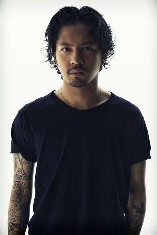 King Gnu常田大希さんとDragon Ash降谷建志（kj）さんを比較した記事