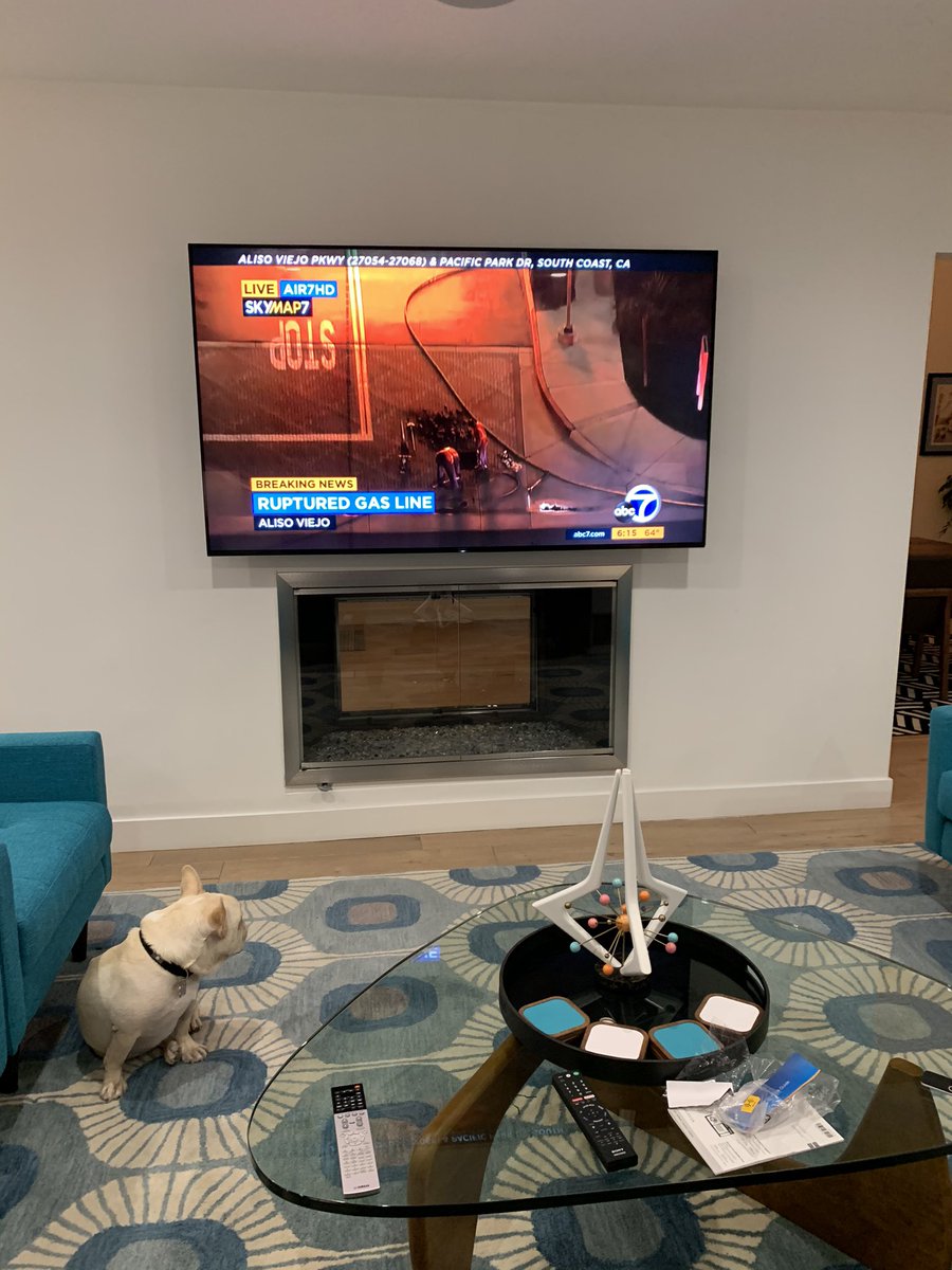airodromeFI's tweet photo. Tv Mounting i #tvmounting #tvinstallation #tvinstaller #Audiovideoking #Losangeles #beverlyhills #malibu #santamonica #pasadena #westhollywood #soundbar #studiocity #pacificpalisades #westla #calabasas #westlakevillage #projectorinstallation #hometheater #shermanoaks #woodlandhil https://t.co/I4MoBwAnIF