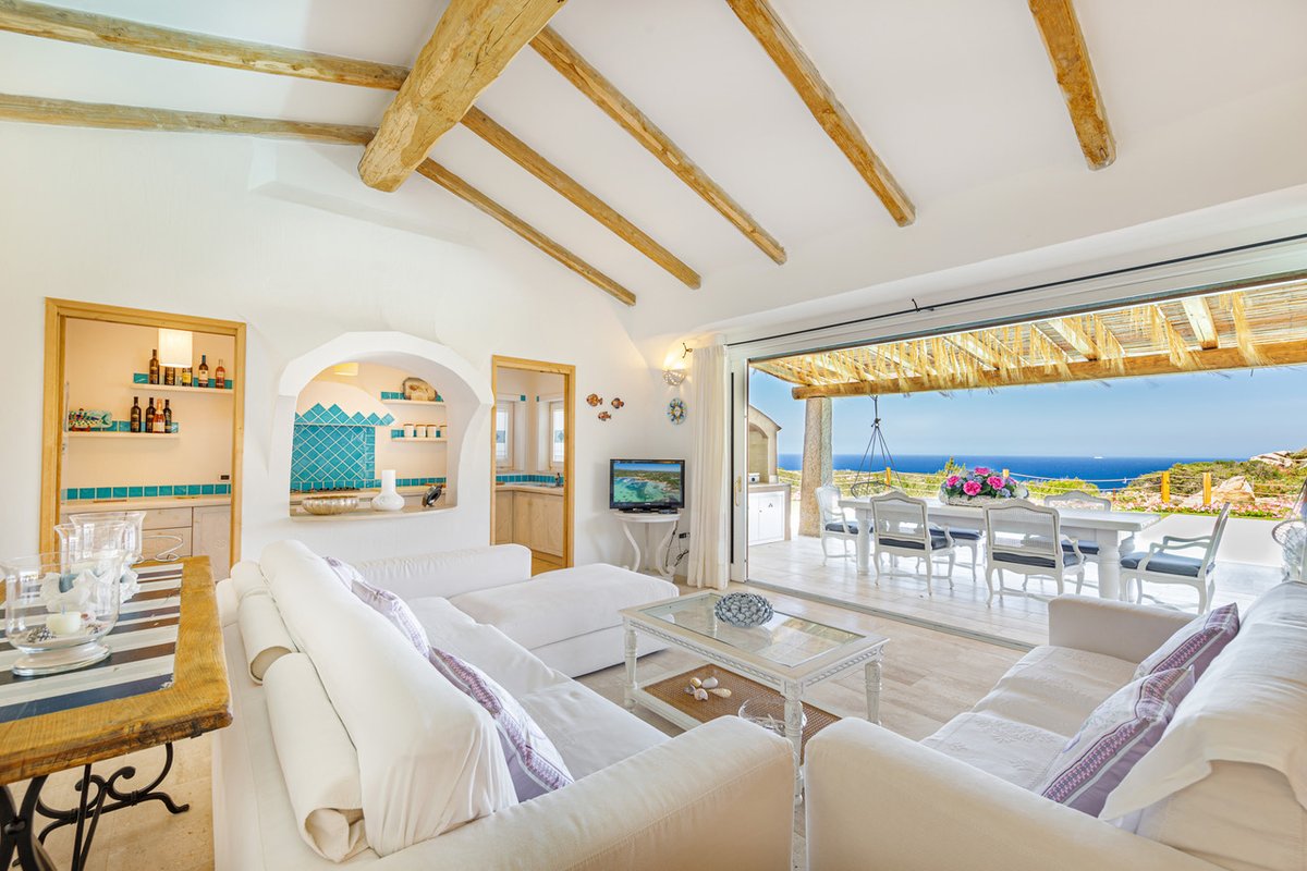 _UniqueLiving_'s tweet photo. Clients searching for #Sardinia #luxuryvilla ask us for a property that offers ‘Dolce Vita’; life of heedless pleasure &amp; #luxury. Perfect example: https://t.co/PhfYKNrsJw  #propertyfinder #ipba #uniqueliving #familyoffice #luxurylifestyle #dolcevita  #luxuryrealestate #PortoCervo https://t.co/AmAe1iCV31