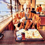 ツイートに含まれる画像