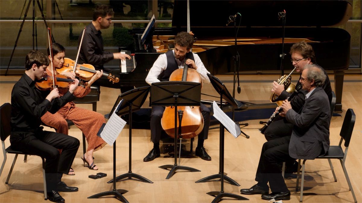 ChamberFestCle's tweet photo. CFC on WCLV.....TONIGHT at 8pm!! - https://t.co/NOdgAfEng4 https://t.co/DgD4sRVWWH