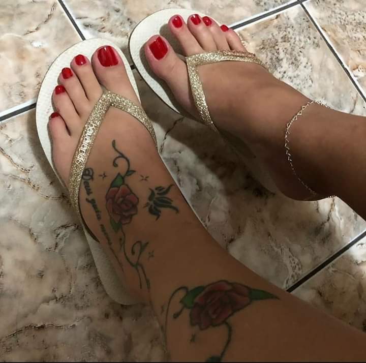 F139k's tweet photo. Suckable FeeT https://t.co/ktKPOy6ORt