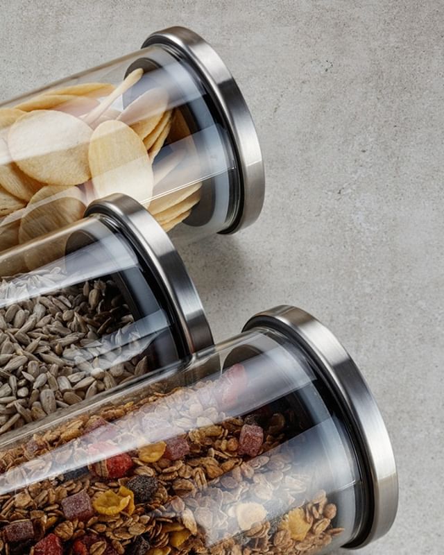 TecfastSP's tweet photo. #FastTip Os potes herméticos da Electrolux estão muito mais bonitos. Além do vidro resistente e da vedação com silicone, eles ganharam um #design sofisticado e com tampa em #inox. Mantém os #alimentos mais #frescos e saborosos, e podem ser colocados na geladeira e na lava-louças. https://t.co/WF7y4EMaio