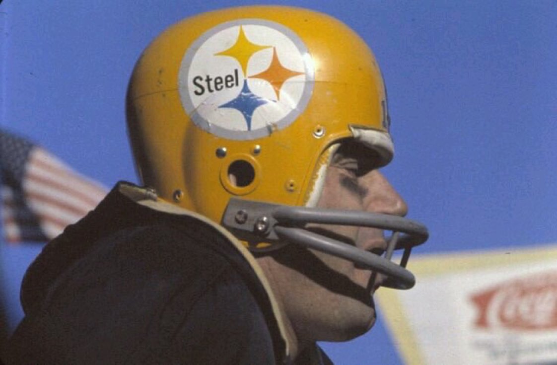 Super70sSports's tweet photo. “Coach, I think my helmet is too tight." 

“You're fine." 

“I can't feel my arms." https://t.co/voFb6D0b1H