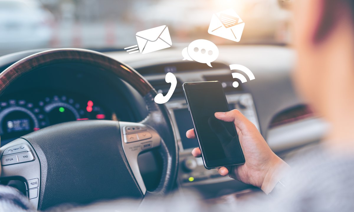 Whatever is happening on your phone can wait until you get home or wherever you are going. Park your phone when the car is in drive. #HandsFreeTN