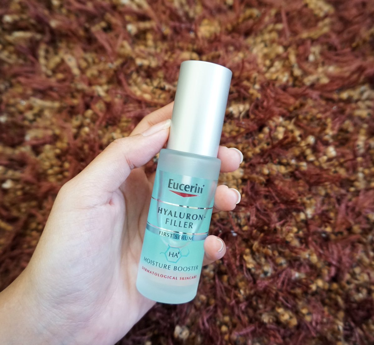 MKingkarn's tweet photo. บอกตรงว่าตั้งแต่ได้น้อง Eucerin #HyaJelly มาคือได้ลองใช้ทุกวันและชอบมากกกก รู้สึกได้ตั้งแต่เริ่มใช้เลยว่าผิวมีการกักเก็บน้ำจริง ชุ่มชื้นขึ้น เพราะตัวนี้มีเทคโนโลยี #JellyLockTechnology ไฮยาเข้มข้น 3 เท่า ง่ายๆคือ ซึมลึกดีม๊าก โดยเฉพาะชาวผิวแห้งเชื่อเราเถอะ เวิค https://t.co/cZQKtf5kxe