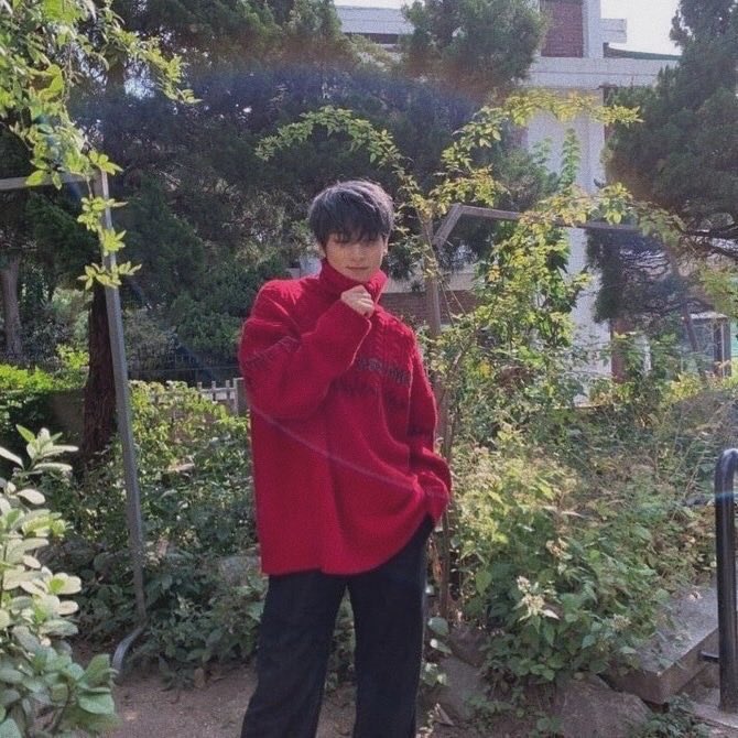 gyulbb's tweet photo. 🥀𝑱𝒖𝒔𝒕 𝒘𝒉𝒆𝒏 𝒕𝒉𝒆 𝒄𝒂𝒕𝒆𝒓𝒑𝒊𝒍𝒍𝒂𝒓 𝒕𝒉𝒐𝒖𝒈𝒉𝒕 𝒉𝒊𝒔 𝒍𝒊𝒇𝒆 𝒘𝒂𝒔 𝒐𝒗𝒆𝒓, 𝒉𝒆 𝒃𝒆𝒈𝒂𝒏 𝒕𝒐 𝒇𝒍𝒚🦋
#OneItsSelcaDay #OISD #imstilloneit https://t.co/bMlkfG6B6j