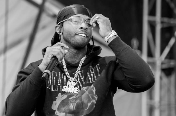 bienvuapp's tweet photo. L’artiste de 20 ans Pop Smoke a été assassiné à son domicile cette nuit... 

Le rappeur devait se produire en Europe à plusieurs reprises cet été : Woo Hah, Les Ardentes, Rolling Loud Europe, Wireless Festival... 

RIP 🙏🏽 https://t.co/gWOjy1Myng