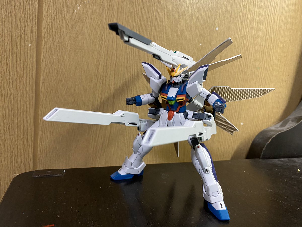 久野ティスオリジナルガンダム 「ガンダムトリプルエックス」です✨