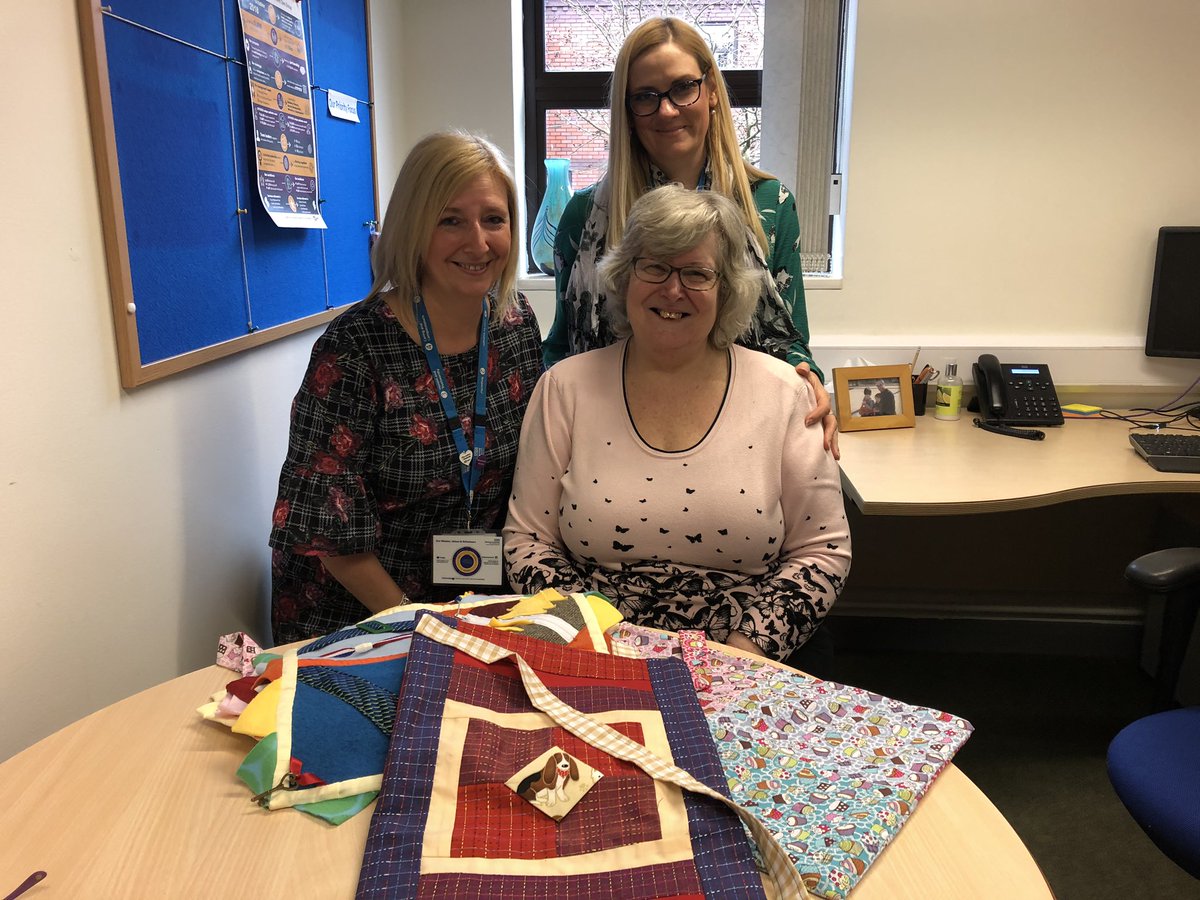 Adam McKeown (@adammac_nhs) on Twitter photo Excellent to meet Joyce Hardy, from U3A Stafford, today. Joyce and colleagues are partnering with DN teams to provide patients with beautifully crafted drain bags. Dignity, community and compassion in action! <a href="/mpftnhs/">Midlands Partnership University NHS FT</a> <a href="/alison_bussey/">Alison Bussey</a> <a href="/JCollierNHS/">Jennie Collier</a> <a href="/NeilCarrMPFT/">Neil Carr</a> Excellent to meet Joyce Hardy, from U3A Stafford, today. Joyce and colleagues are partnering with DN teams to provide patients with beautifully crafted drain bags. Dignity, community and compassion in action! <a href="/mpftnhs/">Midlands Partnership University NHS FT</a> <a href="/alison_bussey/">Alison Bussey</a> <a href="/JCollierNHS/">Jennie Collier</a> <a href="/NeilCarrMPFT/">Neil Carr</a>