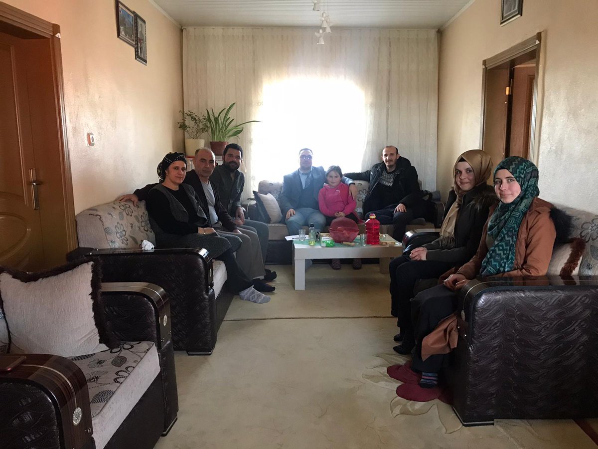 Veli ziyaretlerine kaldığımız yerden devam ediyoruz.
#BizeBirİnsanMektebiLazım
#KonyaİnsanMektebi
#KonuğumuzOlÖğretmenim
<a href="/konyamem/">Konya İl MEM</a>
<a href="/SeyitAliBuyuk/">Seyit Ali Büyük</a>
@Mehmeta10176968
<a href="/kuluilcemem/">Kulu İlçe Millî Eğitim Müdürlüğü</a> 
<a href="/YaraslIlk/">Kulu Yaraşlı İlk-Ortaokulu</a> <a href="/rcpclk66/">Recep Ç.</a>