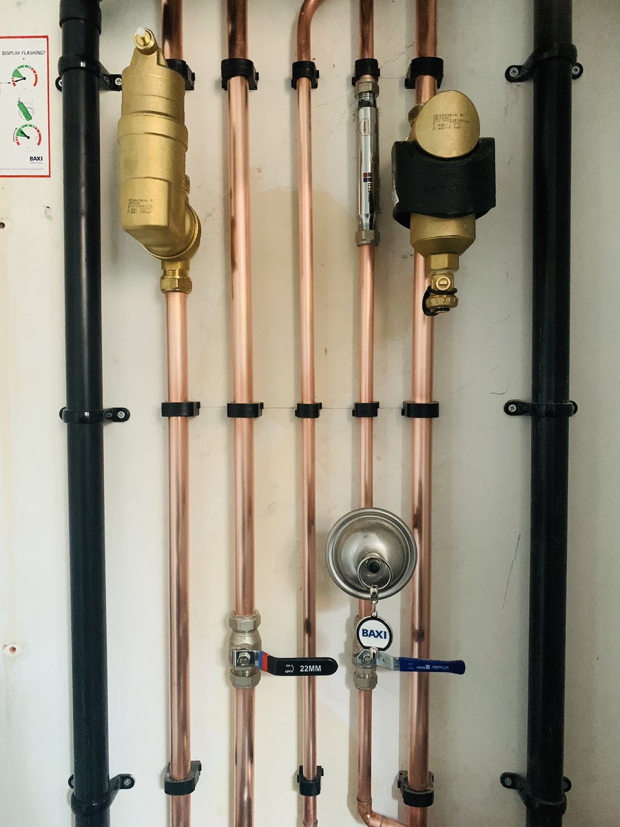 Old gravity system removed and upgraded with a <a href="/baxiboilers/">Baxi UK & Ireland</a> with <a href="/SpirotechUK/">Spirotech</a> double protection and a @Grundfos_UK con lift pump and <a href="/UKTalon/">Talon</a> black clips 👍🔥💙💛 <a href="/GoodyerDave/">Dave Goodyer</a> <a href="/AndyDOfficial1/">Andy Dickenson</a>