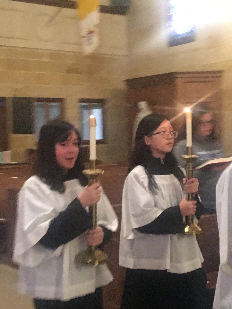 TammyVick6's tweet image. My munchkin was an alter server today for the first time. She also celebrated her 11 birthday on the 17th. What a week.
#alterserver